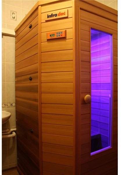 Инфракрасная сауна Infradoc SF-2 (рис.2) Инфракрасная сауна Infradoc SF-2 (рис.2)